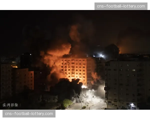 日本讲道馆举办春季升段审查，百余名外国练习者参与