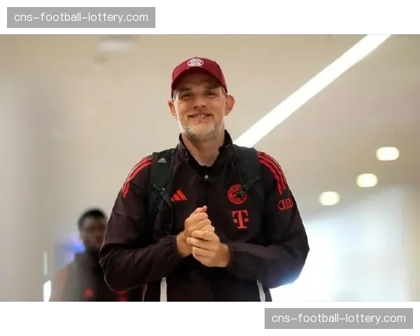 拜仁赛前最后一练封闭进行，图赫尔演练全新三中场配置